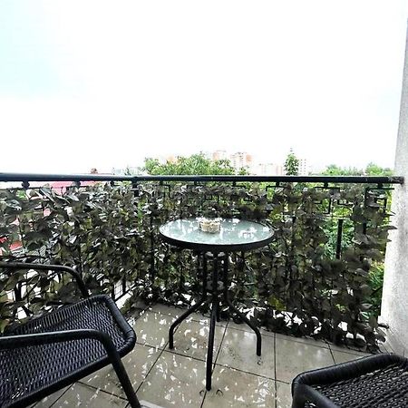 Large Apartment !!!Ciuflea Str. Chişinau Exteriör bild